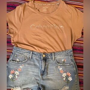 Calvin Klein Top,Calvin Klein T-Shirt with Logo Detail